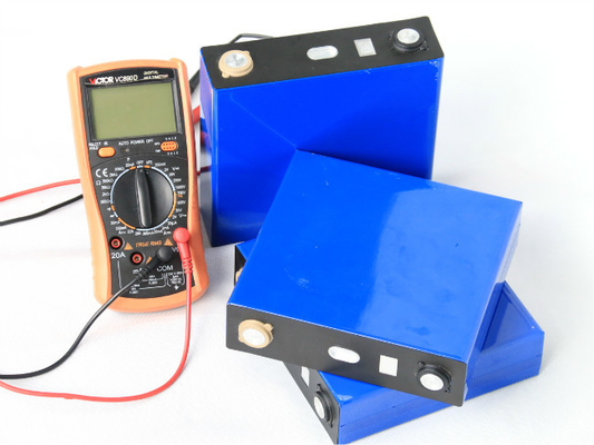 LiFePO4 Cells 3.2v Prismatic Cell Rechargeable For Solar Energy Storage Electric Cars